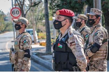 القوات المسلحة تنتشر على مداخل ومخارج محافظات المملكة