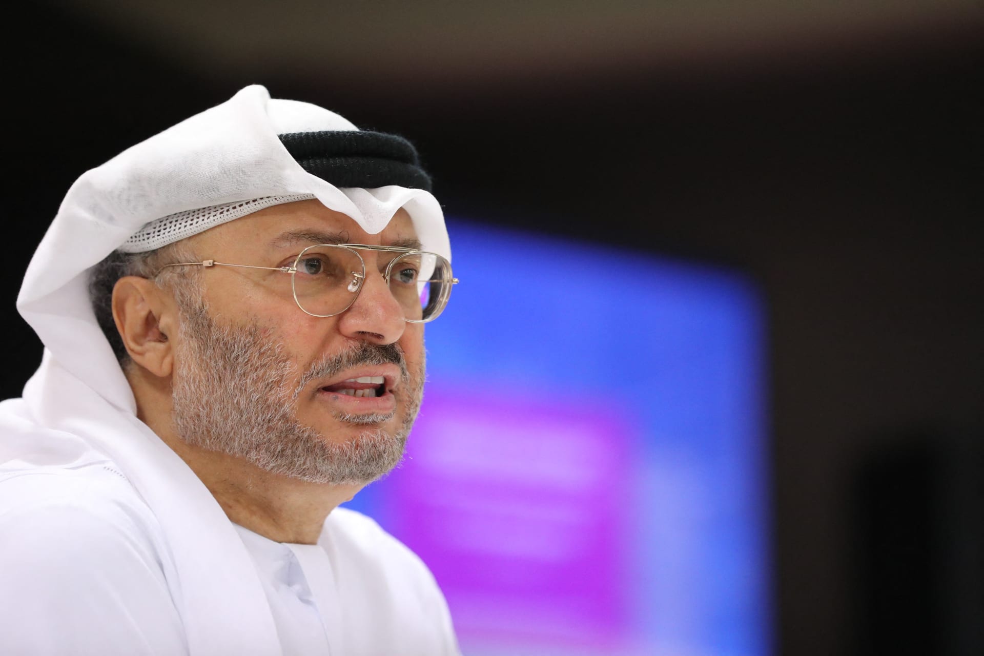 قرقاش: دول الخليج العربي تدفع ثمن الطموح الإيراني الإقليمي