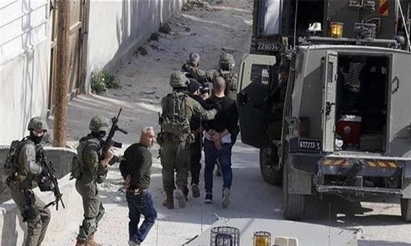 الجيش الإسرائيلي يعتقل العشرات في مدن الضفة