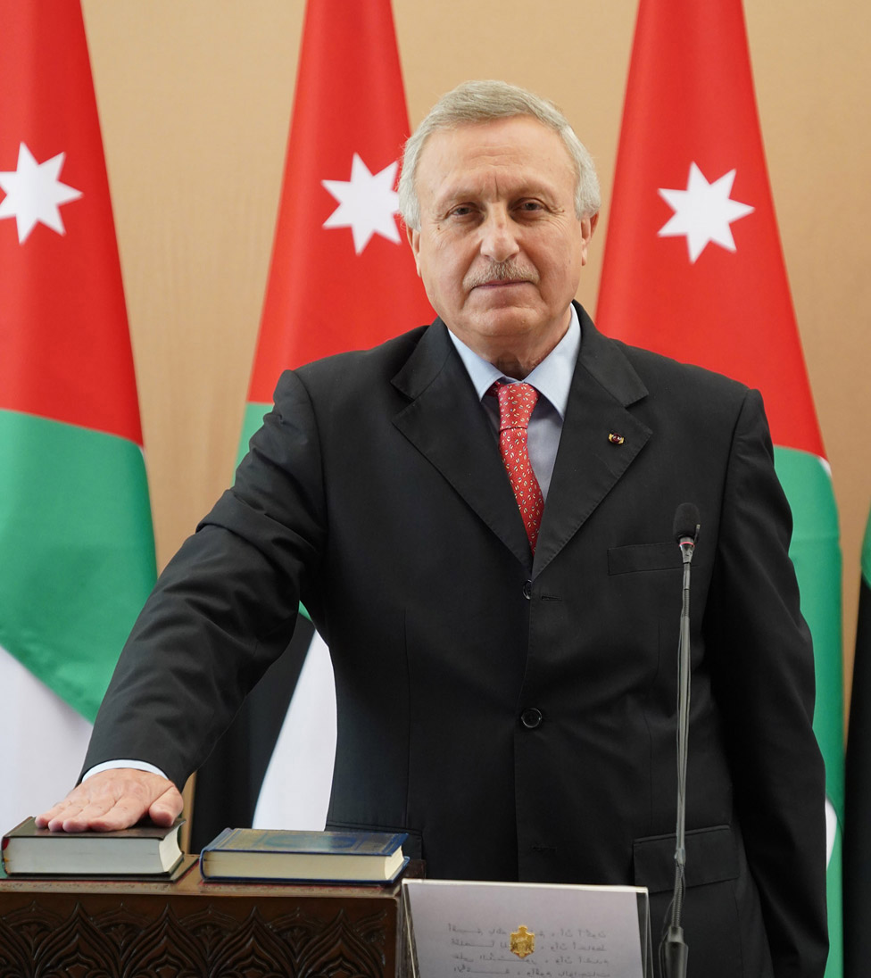 وزير البيئة يدعو المواطنين للمشاركة في حملة بهمتنا نحمي بيئتنا