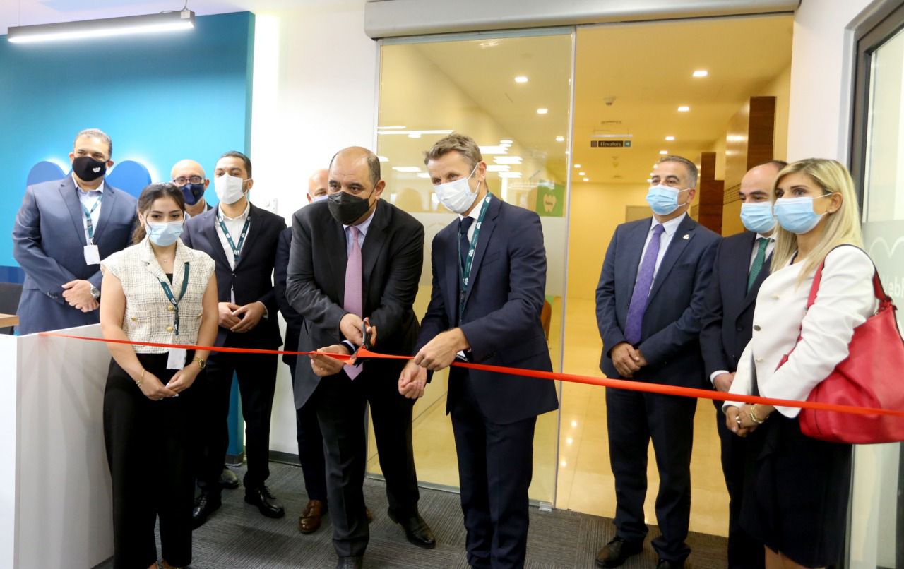 وزير الاقتصاد الرقمي يفتتح توسعة شركة ويب هيلب العالمية