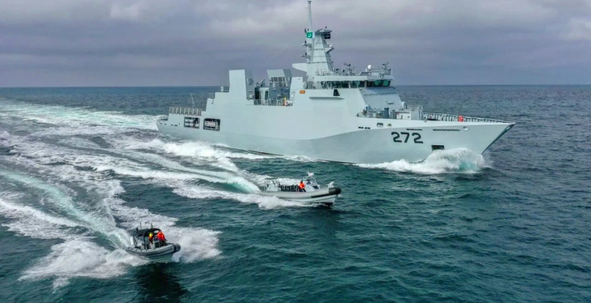 البحرية الباكستانية تختبر صاروخا مضادا للسفن