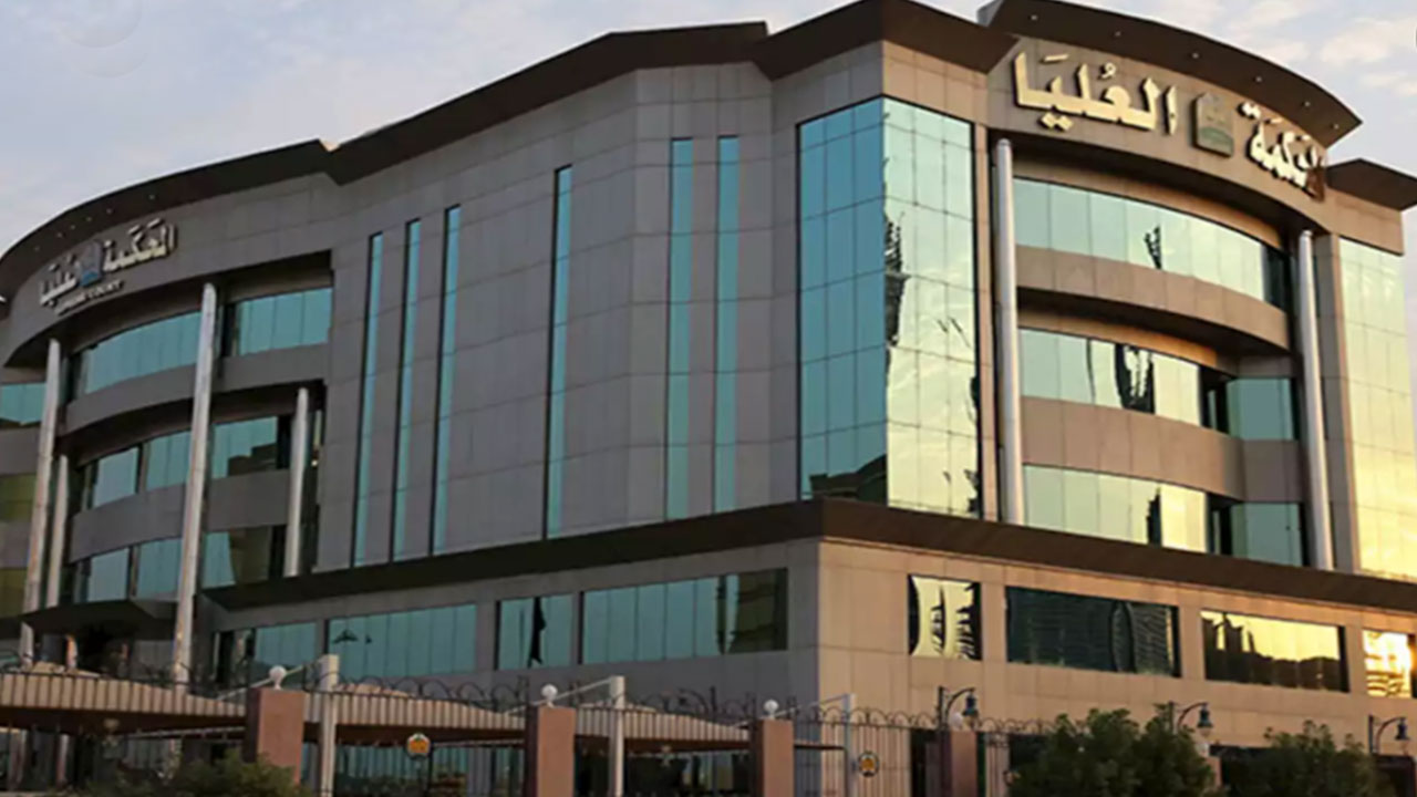 السعودية: يوم غد السبت المكمل للثلاثين من ذي القعدة والأحد هو الأول من ذي الحجة