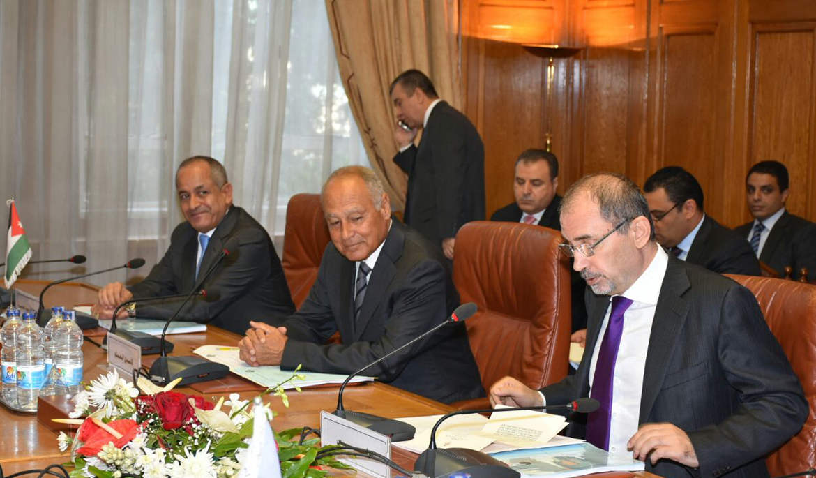 الصفدي يؤكد حرص الأردن بقيادة جلالة الملك (عبدالله الثاني) على تنفيذ قرارات قمة عمان
