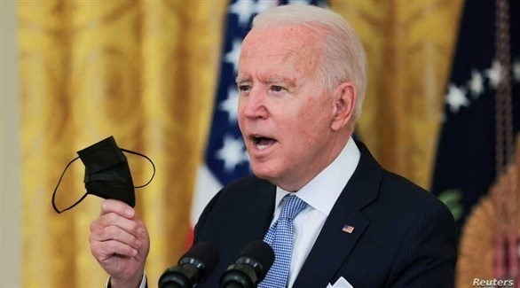 بايدن يرجّح فرض قيود صحية جديدة