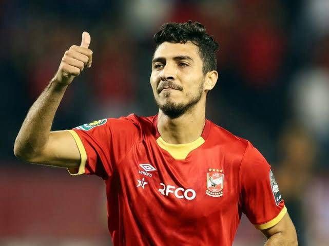 رسميا.. الأهلي المصري يضم محمد شريف