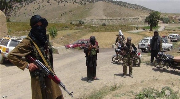 القوات الأفغانية تستعد لاستعادة معبر من طالبان