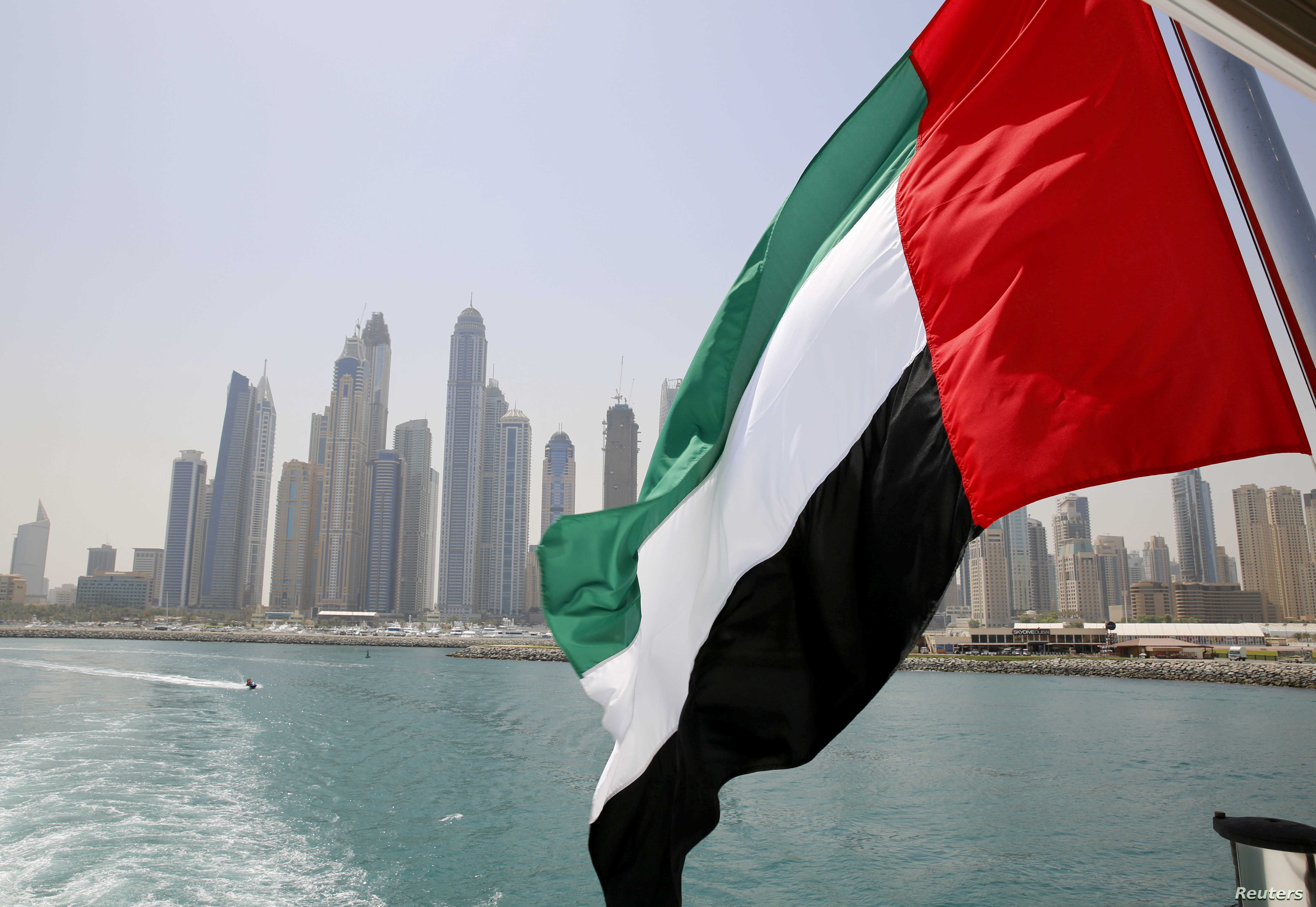 الإمارات تُدين استمرار هجمات الحوثي على مطار الملك خالد