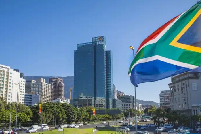 جنوب إفريقيا تطرد القائم بالأعمال الإسرائيلي