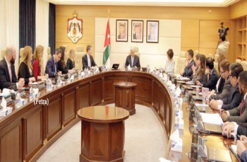 النسور: الأردن يستعد لاجراء انتخابات برلمانية