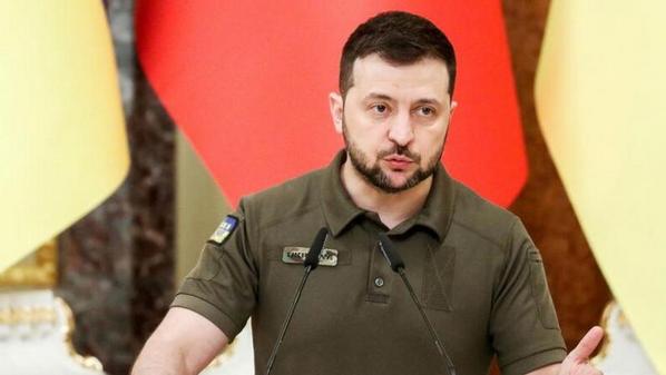 زيلينسكي يتهم روسيا بارتكاب «إبـادة جمـاعيـة» فـي الدونبـاس