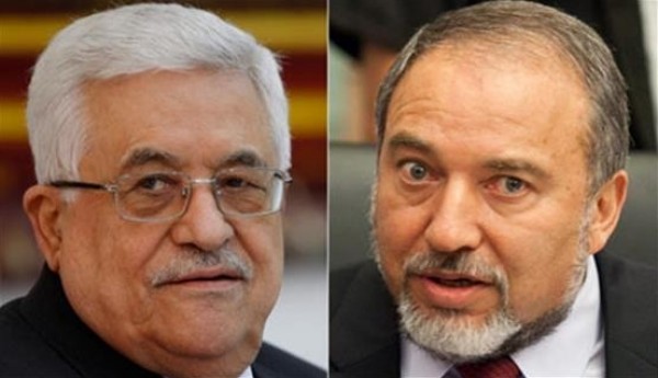 ليبرمان يصف لقاء أولمرت بعباس بأنه “مثير للشفقة” ومضيعة للوقت