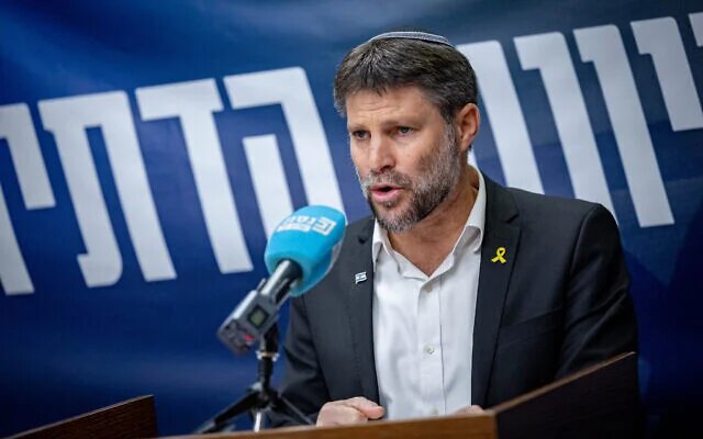 سموتريتش: إعادة الرهائن “ليس الهدف الأهم لحكومة إسرائيل”