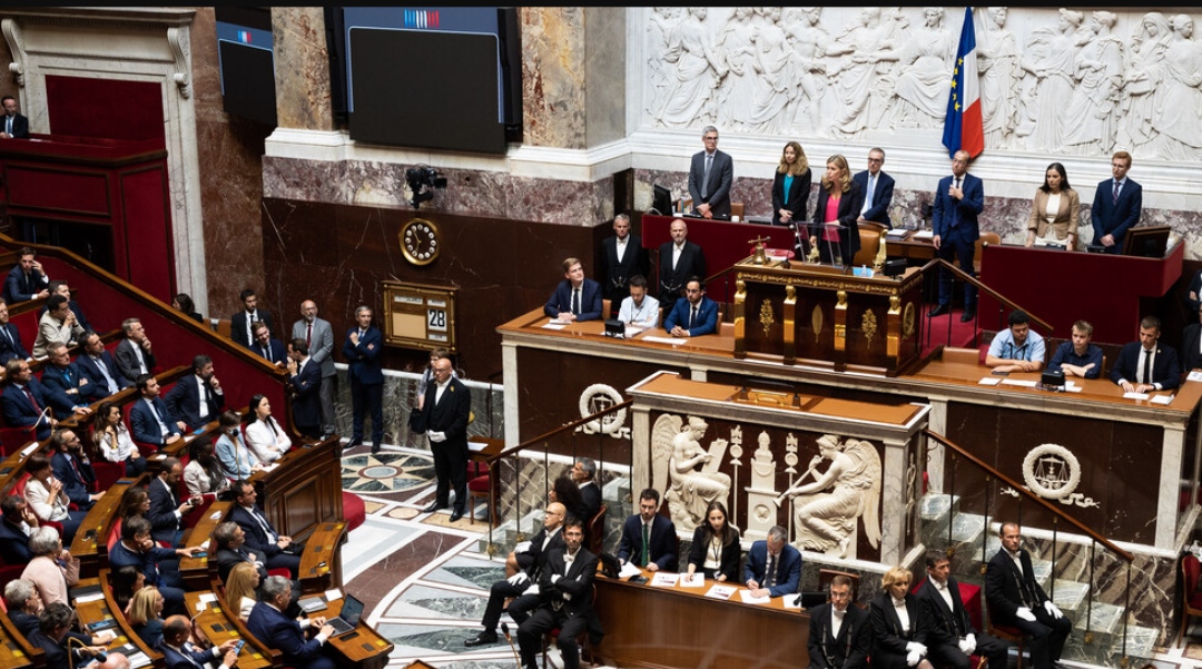 فرنسا: البرلمان يصادق على انضمام السويد وفنلندا للناتو