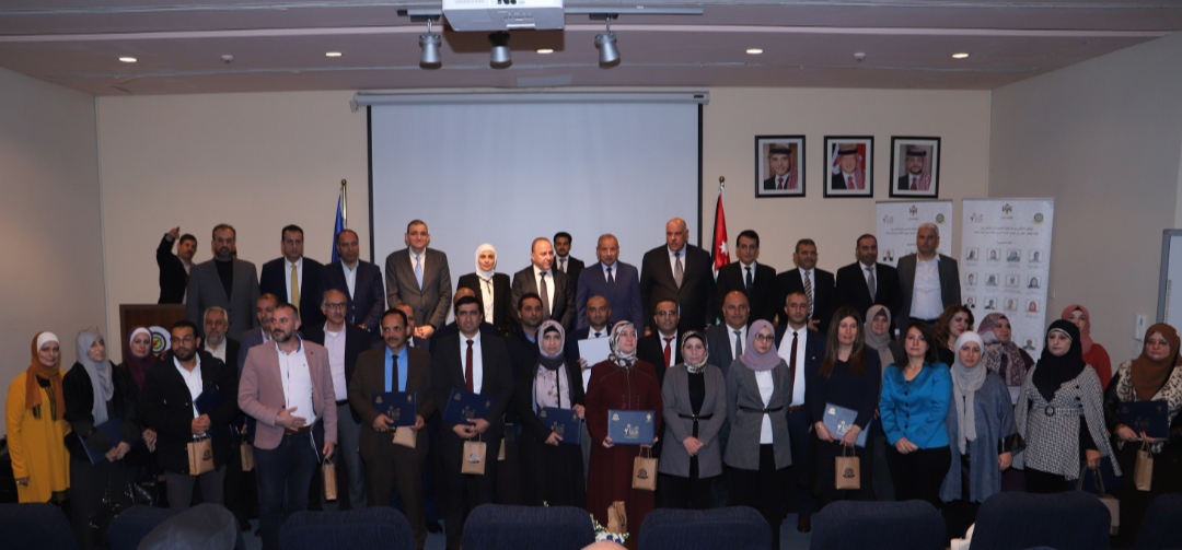 كريشان يكرم موظفين تأهلوا لمرحلة المقابلة الشخصية في جائزة الموظف المثالي