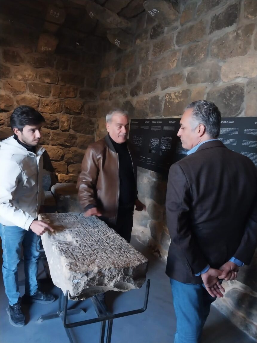 وزير السياحة يتفقد موقع قصر المشتى والموقع الأثري في أم الجمال