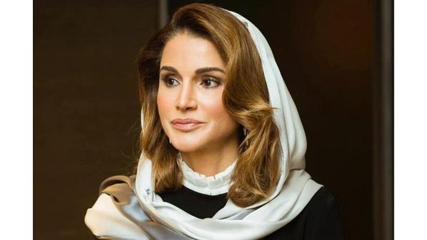 الملكة رانيا تشكر كل من قدّم التعزية بوفاة والدها