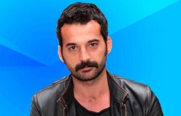ممثل تركي يقتل والده ويسلم نفسه للأمن التركي