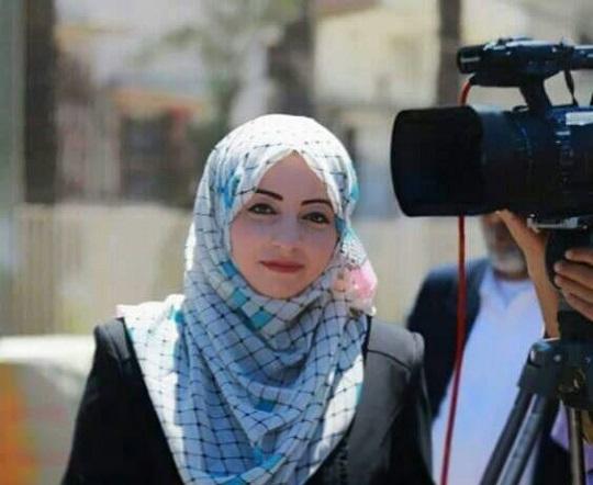 أمن حماس يستدعي الصحفية نهى ابو عمرو و يحتجز محمولها