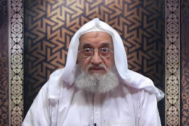 طالبان تحقق في “مزاعم” أمريكا بقتل زعيم القاعدة