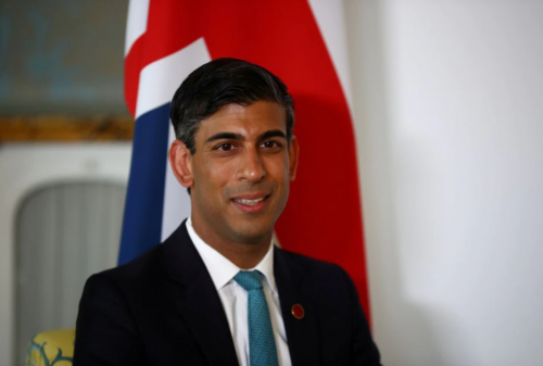 سوناك يتصدر الجولة الأولى من التصويت لخلافة جونسون