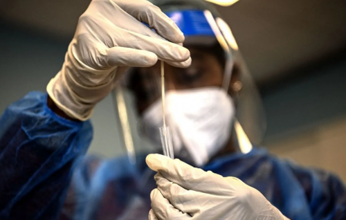 أميركا تلغي إلزامية فحص كورونا للقادمين جوا للبلاد