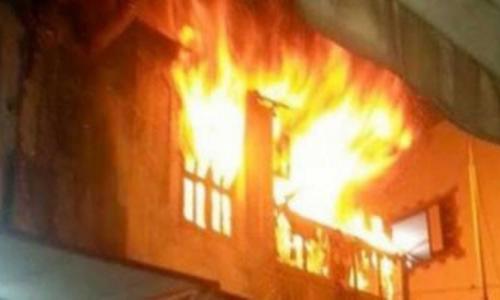 القبض على المتسبب بوفاة فتاة بحريق منزل في حي نزال