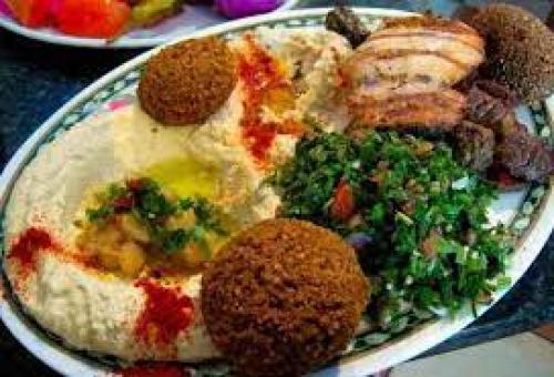 وزير الصناعة للمطاعم: اثبتوا تعرضكم للخسارة لإعادة النظر بلائحة الأسعار