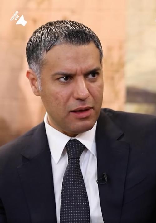 مواطنون يشنون هجوماً كاسحاً على رئيس اتحاد الدواجن “فارس حمودة” ويطالبونه بالاعتذار