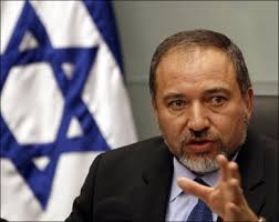 ليبرمان يطالب بوضع قطاع غزة تحت إدارة الأمم المتحدة