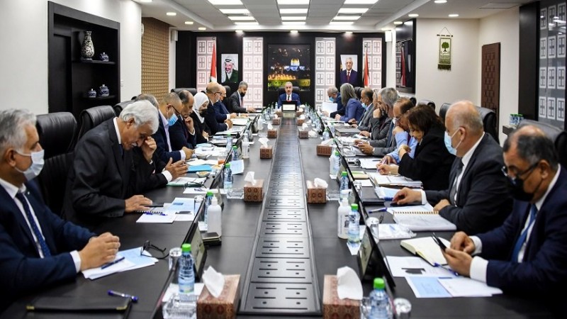 الحكومة الفلسطينية ترفض شروط الإحتلال الإسرائيلي لإعادة الأموال المحتجزة