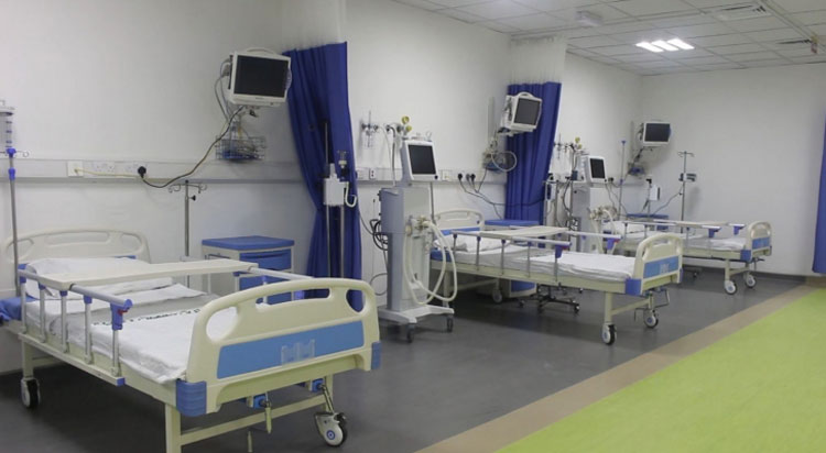 عمرو: خطة متكاملة لتوسعة مستشفى العقبة الميداني