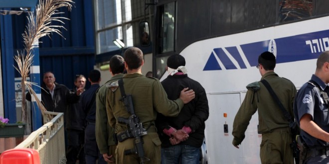 أسير فلسطيني يتسبب في طرد مسؤولين إسرائيلين كبار بسجن «ايشل» من مناصبهم