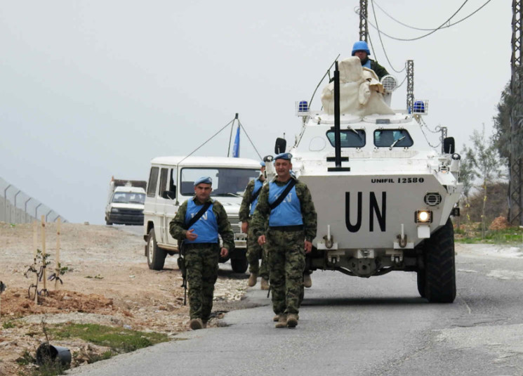 لبنان يجدد الالتزام بالقرارات الاممية بعد اعتداء على اليونيفيل قبل يومين