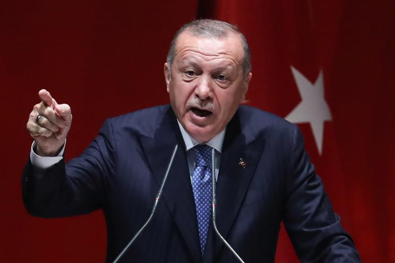 أردوغان يهدد أكراد سوريا: سلموا أسلحتكم أو ستدفنون معها